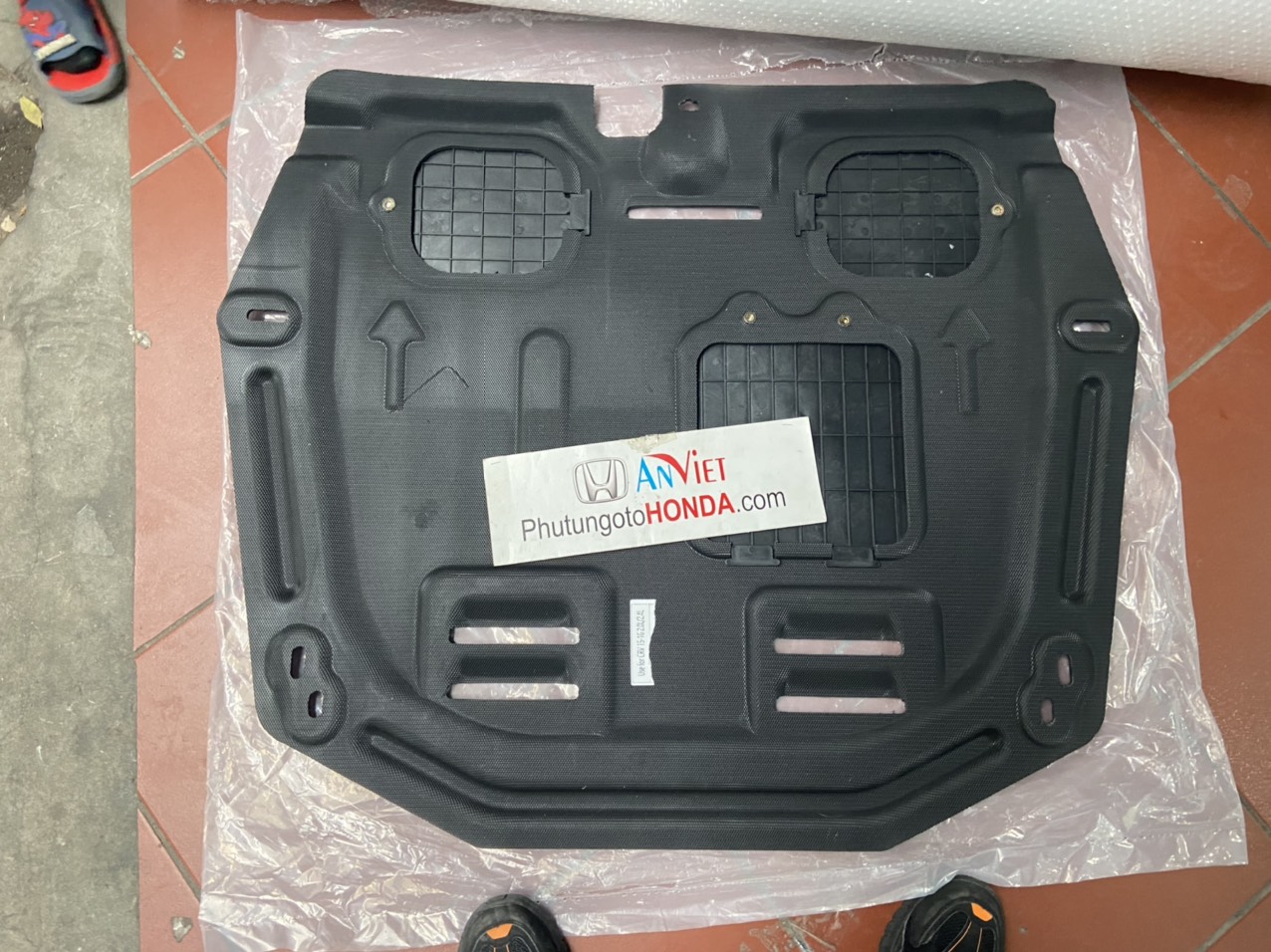 Chắn bùn gầm động cơ xe Honda CRV 2016-2017